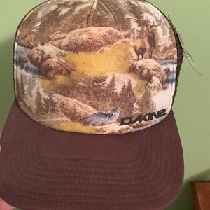 Dakine wilderness hat